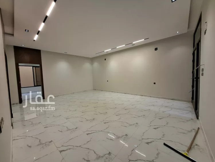 دور للبيع في شارع يعقوب بن حميد, حي طويق, مدينة الرياض, منطقة الرياض صورة 4