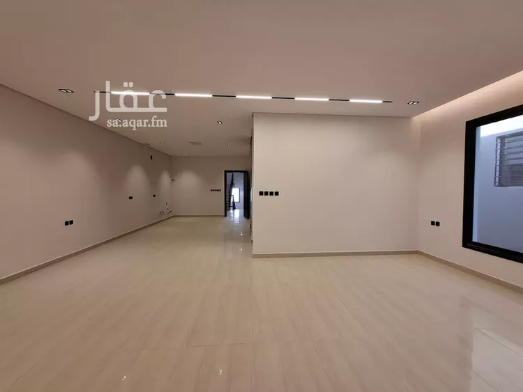 دور للبيع في شارع حميد الطويل, حي عكاظ, مدينة الرياض, منطقة الرياض صورة 2