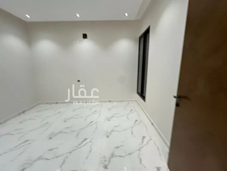 Floor for Sale in Riyadh Tuwaiq صورة 4