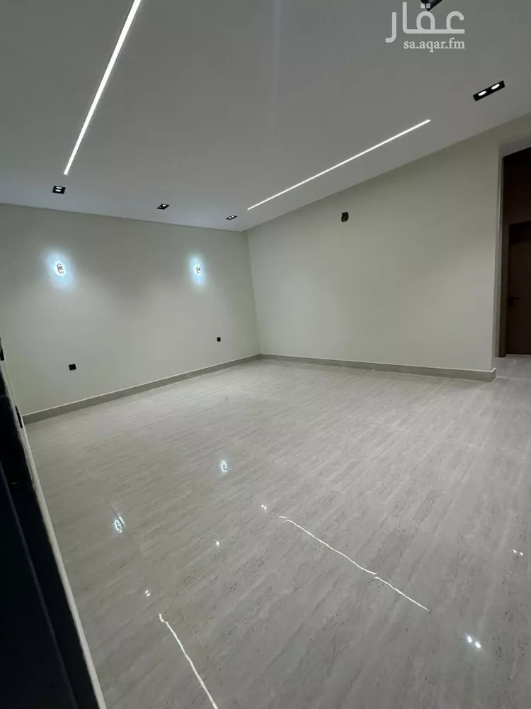 Floor for Sale in Riyadh Tuwaiq 9