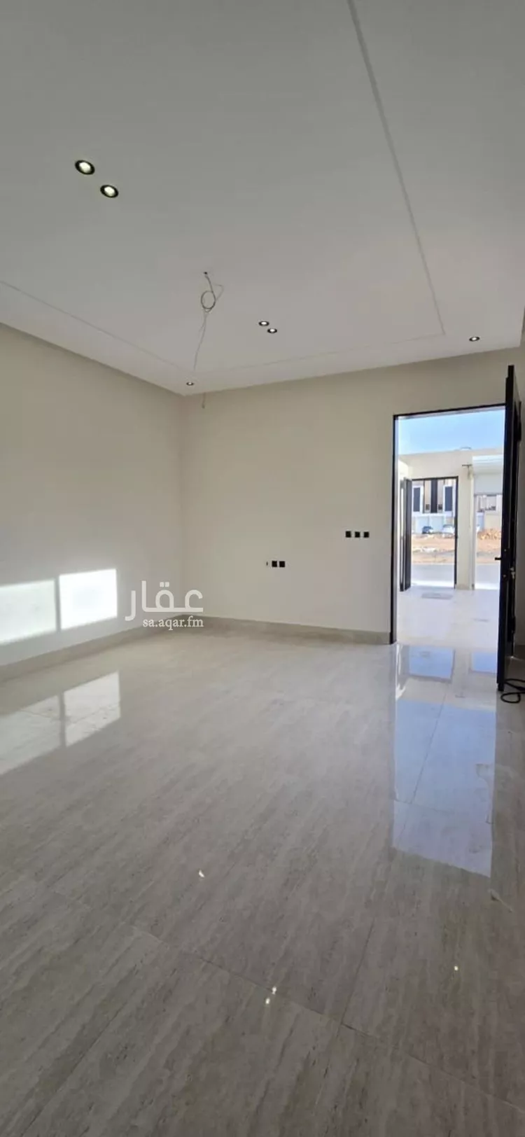 Floor for Sale in Riyadh Tuwaiq 14