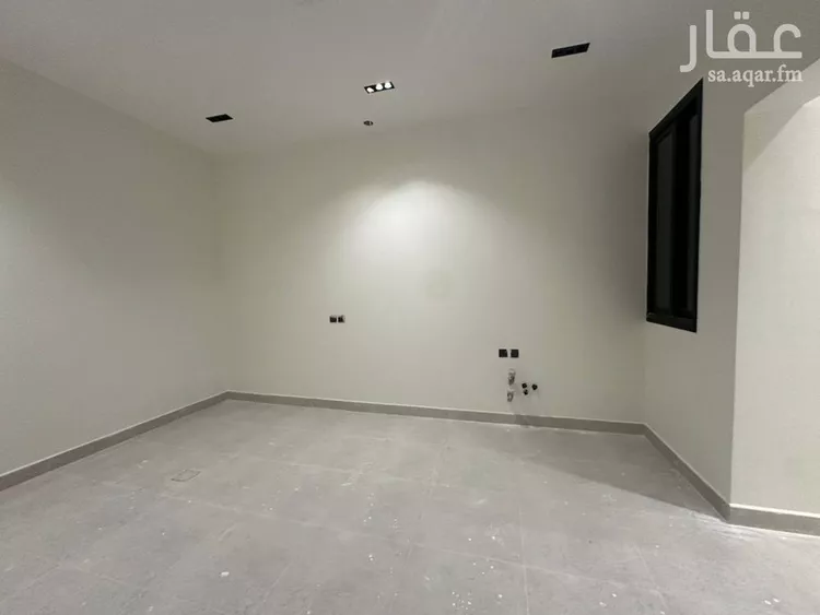 Floor for Sale in Riyadh Tuwaiq 17