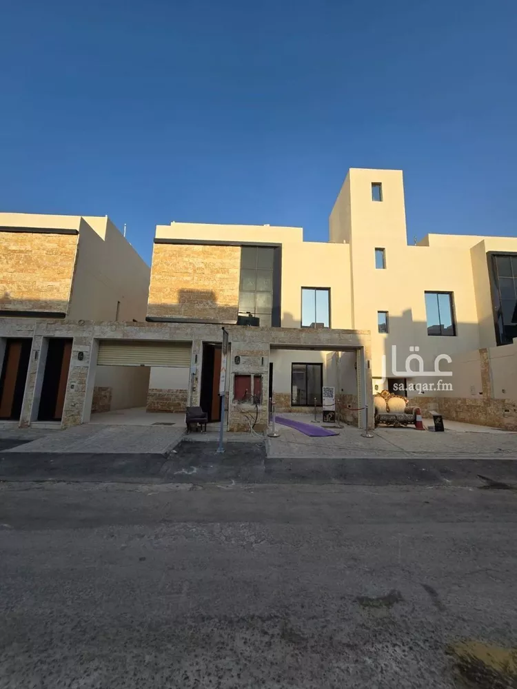 فيلا للبيع في شارع وادي الدويمة, حي أحد, مدينة الرياض, منطقة الرياض صورة 2