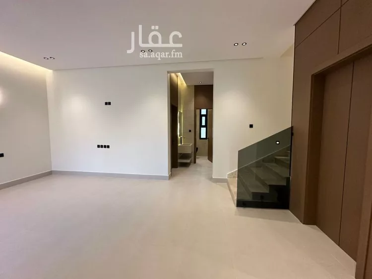 فيلا للبيع في شارع الخزرج, حي طويق, مدينة الرياض, منطقة الرياض 18