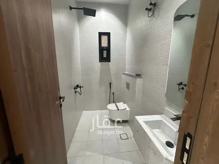 دور للبيع في شارع عبيدالله بن يزيد, حي طويق, مدينة الرياض, منطقة الرياض 15