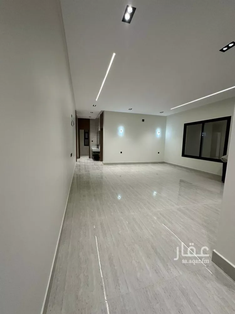 Floor for Sale in Riyadh Tuwaiq 15