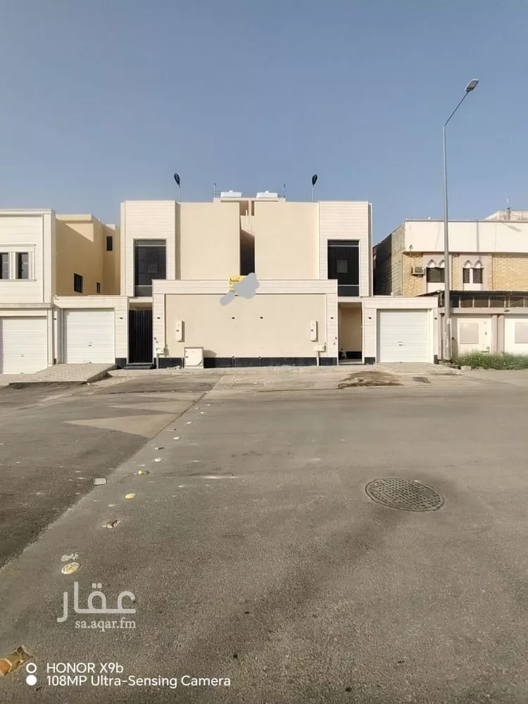 فيلا للبيع في شارع عبدالعزيز الحلواني, حي العريجاء الغربي, مدينة الرياض, منطقة الرياض صورة 2