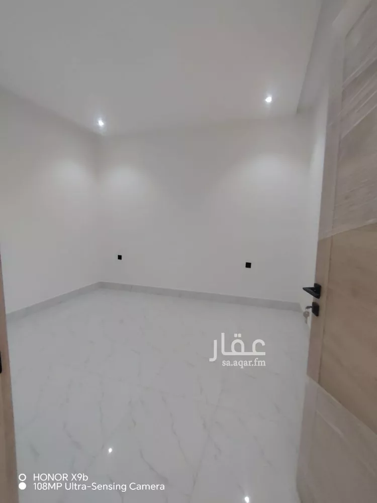 فيلا للبيع في شارع عبدالعزيز الحلواني, حي العريجاء الغربي, مدينة الرياض, منطقة الرياض 19