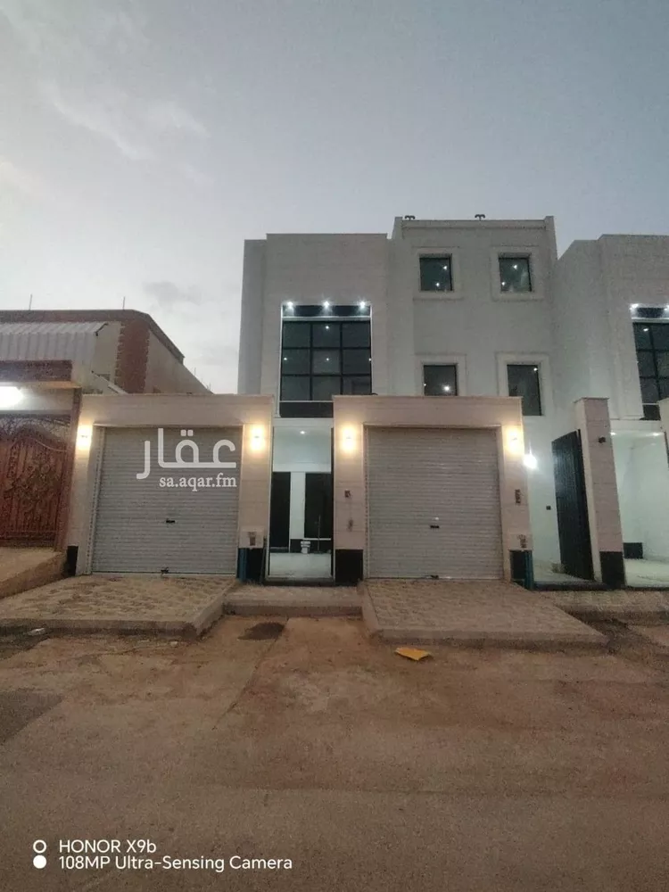 دور للبيع في شارع محمد اليزيدي, حي العريجاء الغربي, مدينة الرياض, منطقة الرياض 1 صورة