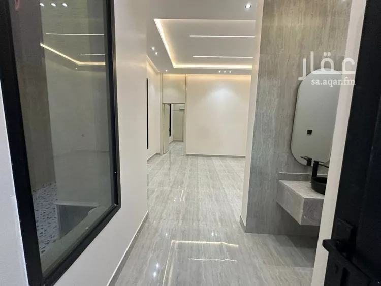 Floor for Sale in Riyadh Tuwaiq 16