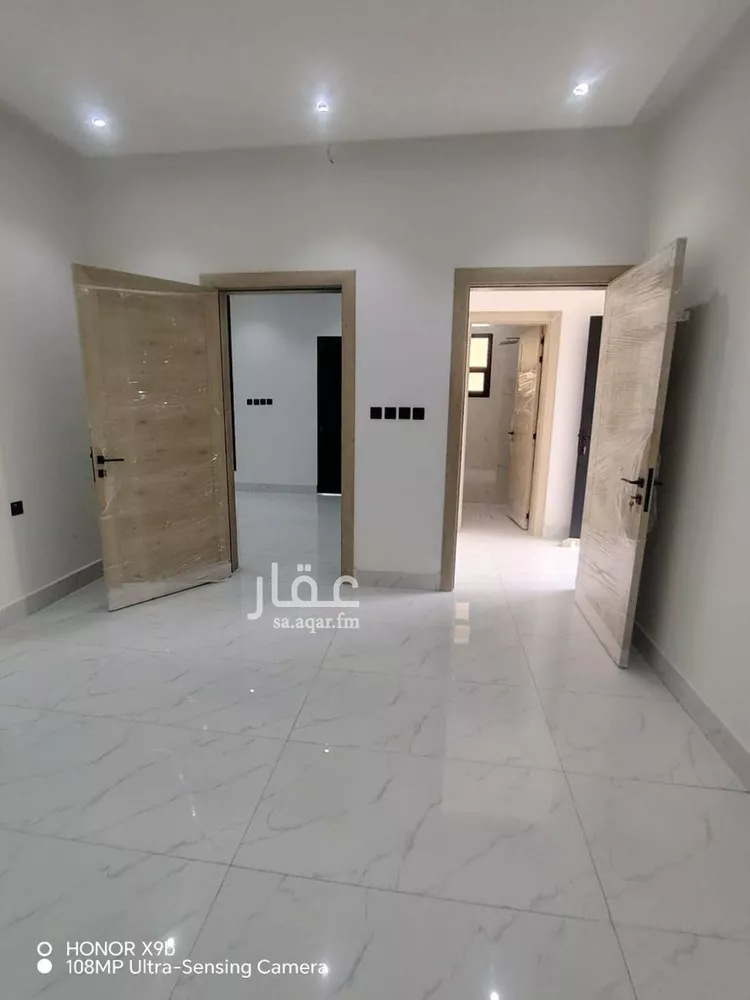 فيلا للبيع في شارع عبدالعزيز الحلواني, حي العريجاء الغربي, مدينة الرياض, منطقة الرياض 13