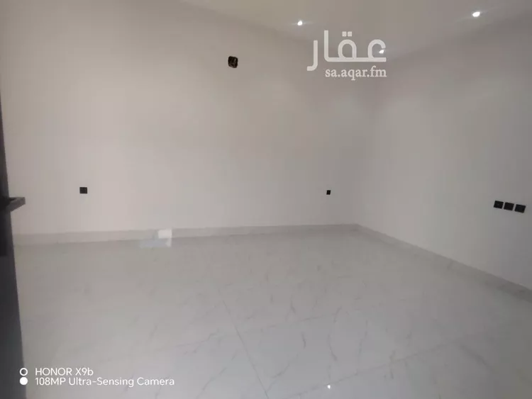 فيلا للبيع في شارع عبدالعزيز الحلواني, حي العريجاء الغربي, مدينة الرياض, منطقة الرياض 9