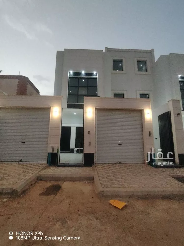 دور للبيع في شارع محمد اليزيدي, حي العريجاء الغربي, مدينة الرياض, منطقة الرياض صورة 2