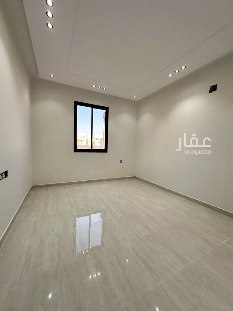 دور للبيع في شارع الكهفة, حي الحزم, مدينة الرياض, منطقة الرياض 12