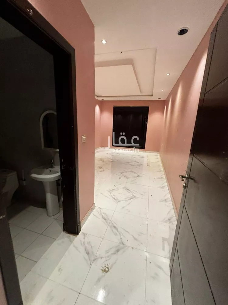 فيلا للإيجار في شارع ريس, حي بدر, مدينة الرياض, منطقة الرياض صورة 5