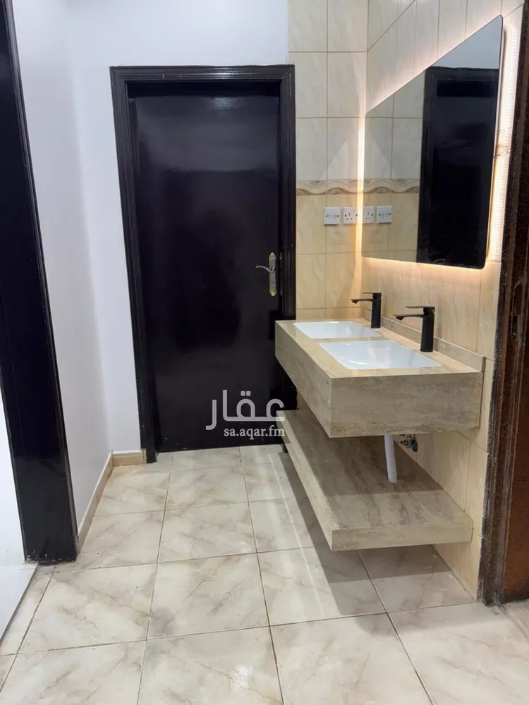 شقة للإيجار في شارع المغزل, حي ظهرة لبن, مدينة الرياض, منطقة الرياض