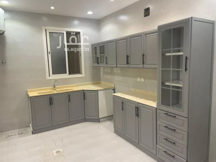 شقة للإيجار في شارع شرف الدين بن تيمية, حي المهدية, مدينة الرياض, منطقة الرياض