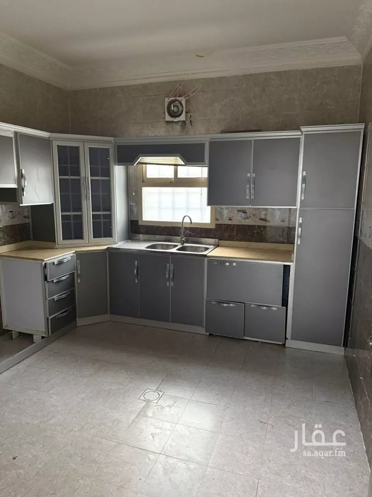 شقة للإيجار في شارع يزيد بن مزيد الشيباني, حي الرمال, مدينة الرياض, منطقة الرياض