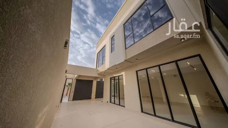 فيلا للبيع في شارع القاض بن العربي, حي المهدية, مدينة الرياض, منطقة الرياض صورة 2