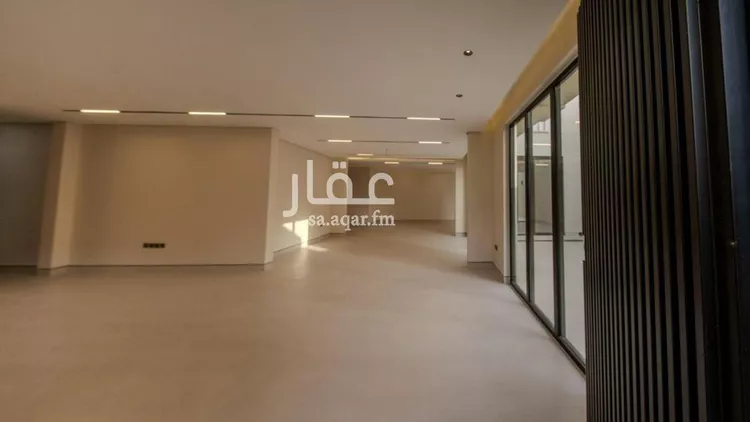 فيلا للبيع في شارع القاض بن العربي, حي المهدية, مدينة الرياض, منطقة الرياض صورة 4