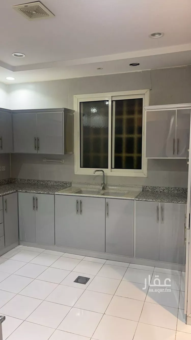 شقة للإيجار في شارع علي بن سلامة اللخمي, حي بدر, مدينة الرياض, منطقة الرياض