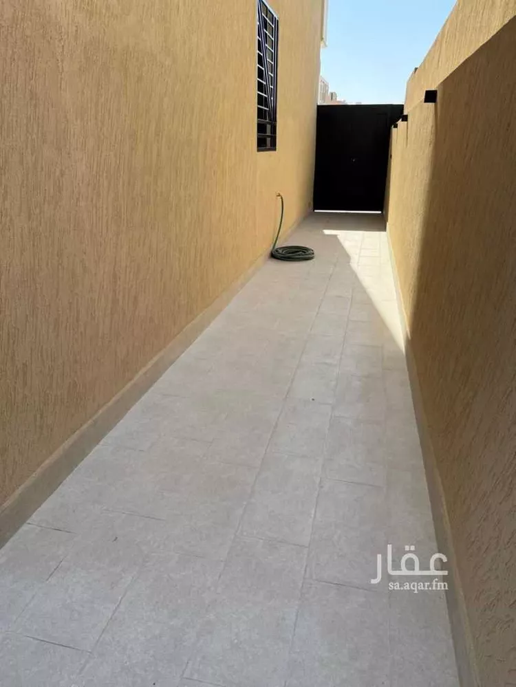 دور للبيع في شارع عسير, حي ظهرة لبن, مدينة الرياض, منطقة الرياض صورة 3