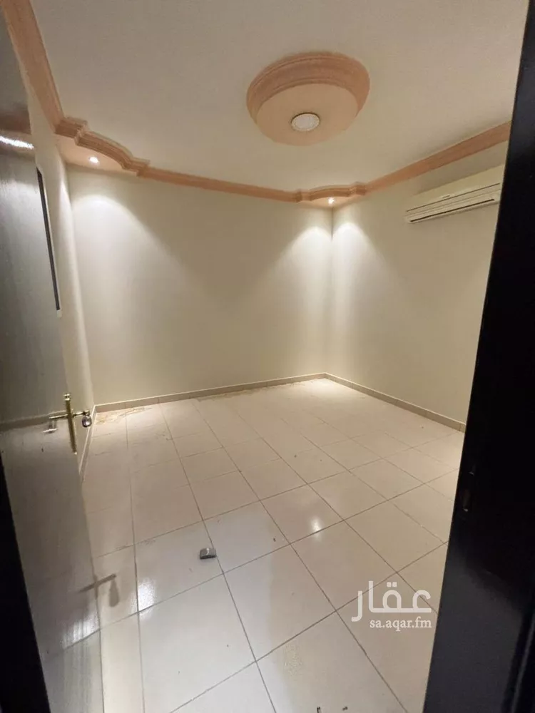 شقة للبيع في شارع عبدالله بن شهيوين, حي الملقا, مدينة الرياض, منطقة الرياض صورة 3