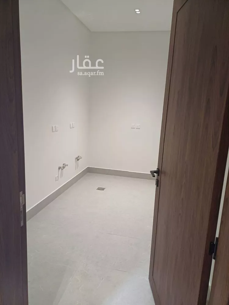 فيلا للإيجار في شارع الباحر, حي العقيق, مدينة الرياض, منطقة الرياض صورة 4