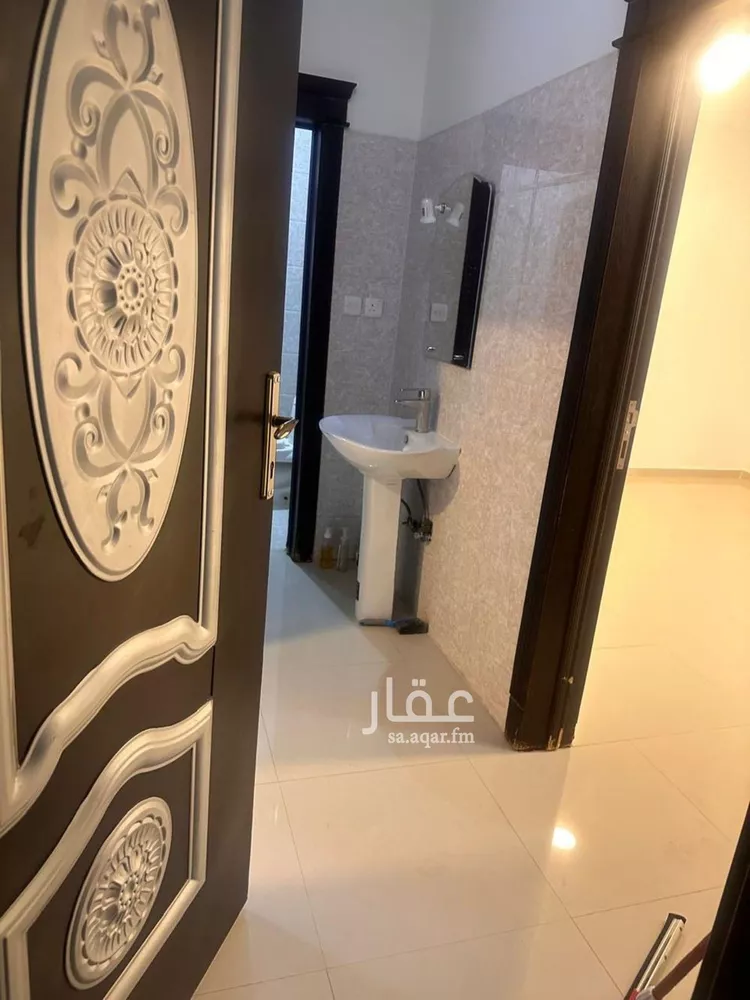 فيلا للإيجار في شارع حامد أزهر, حي المهدية, مدينة الرياض, منطقة الرياض صورة 3