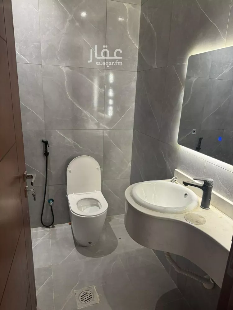 شقة للإيجار في شارع غزوة الغابة, حي حكومي1, مدينة جدة, منطقة مكة المكرمة صورة 5