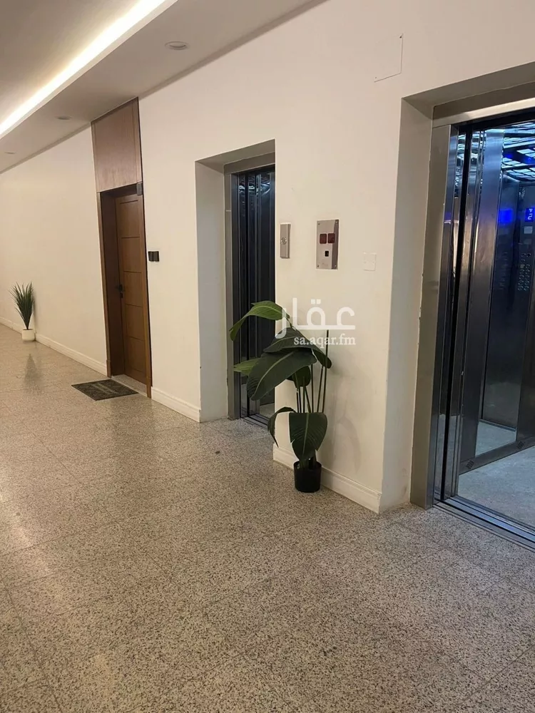 شقة للإيجار في شارع الامير مقرن بن عبدالعزيز, حي مغرزات, مدينة الرياض, منطقة الرياض صورة 3