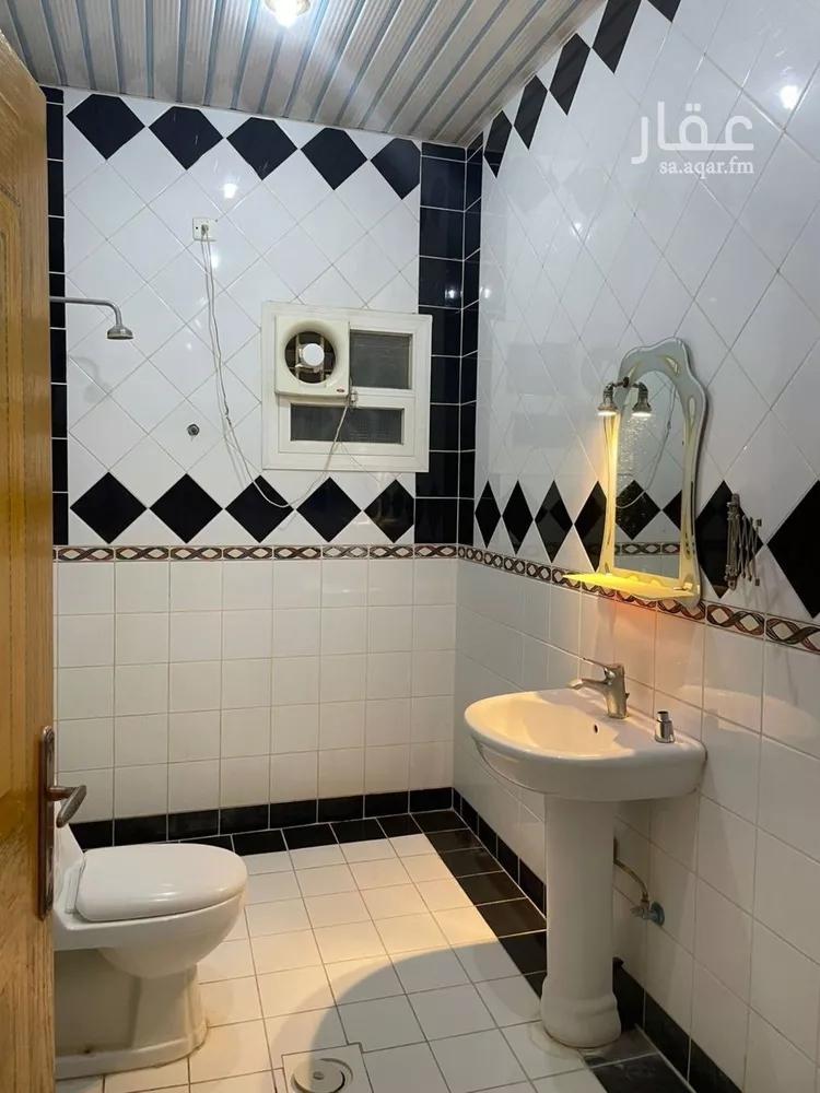 شقة للإيجار في شارع ابن مهنا, حي الروضة, مدينة الرياض, منطقة الرياض صورة 4