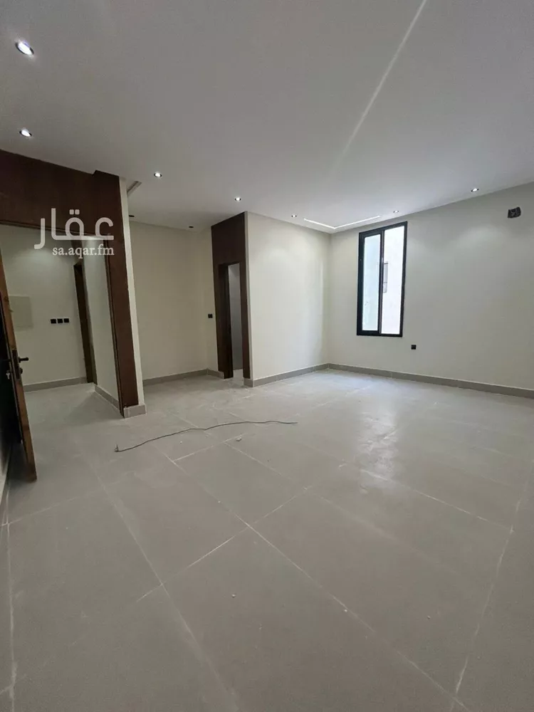 فيلا للإيجار في شارع تمام بنت الحسين, حي عكاظ, مدينة الرياض, منطقة الرياض صورة 3