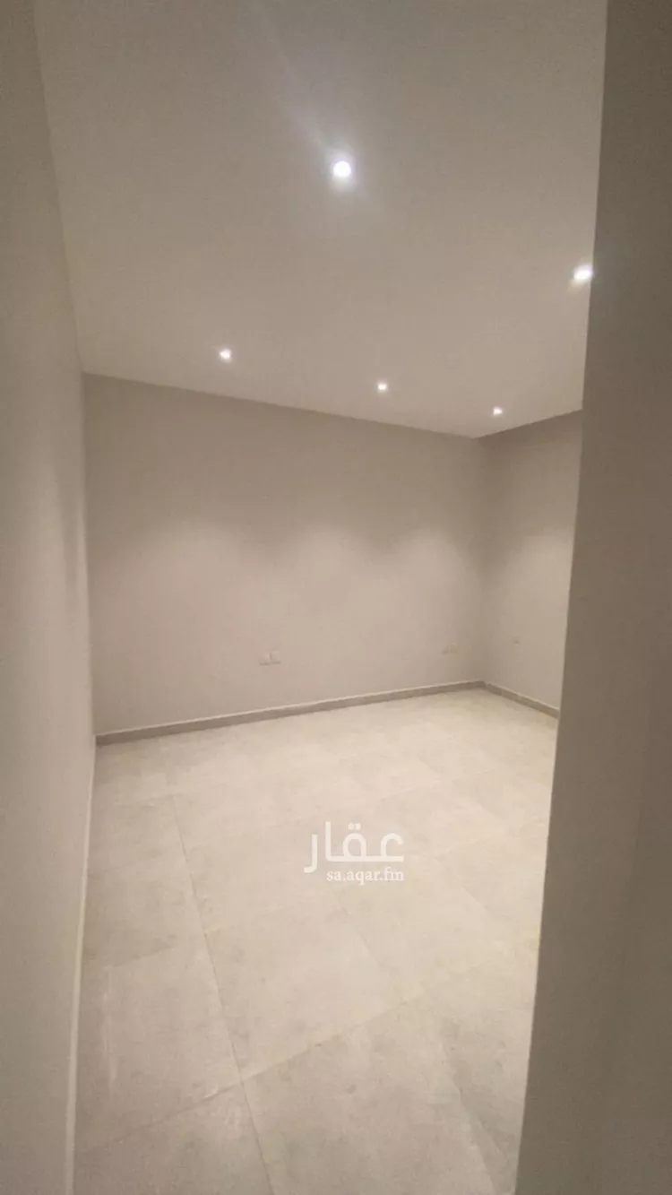 شقة للإيجار في شارع الامير مقرن بن عبدالعزيز, حي مغرزات, مدينة الرياض, منطقة الرياض صورة 3