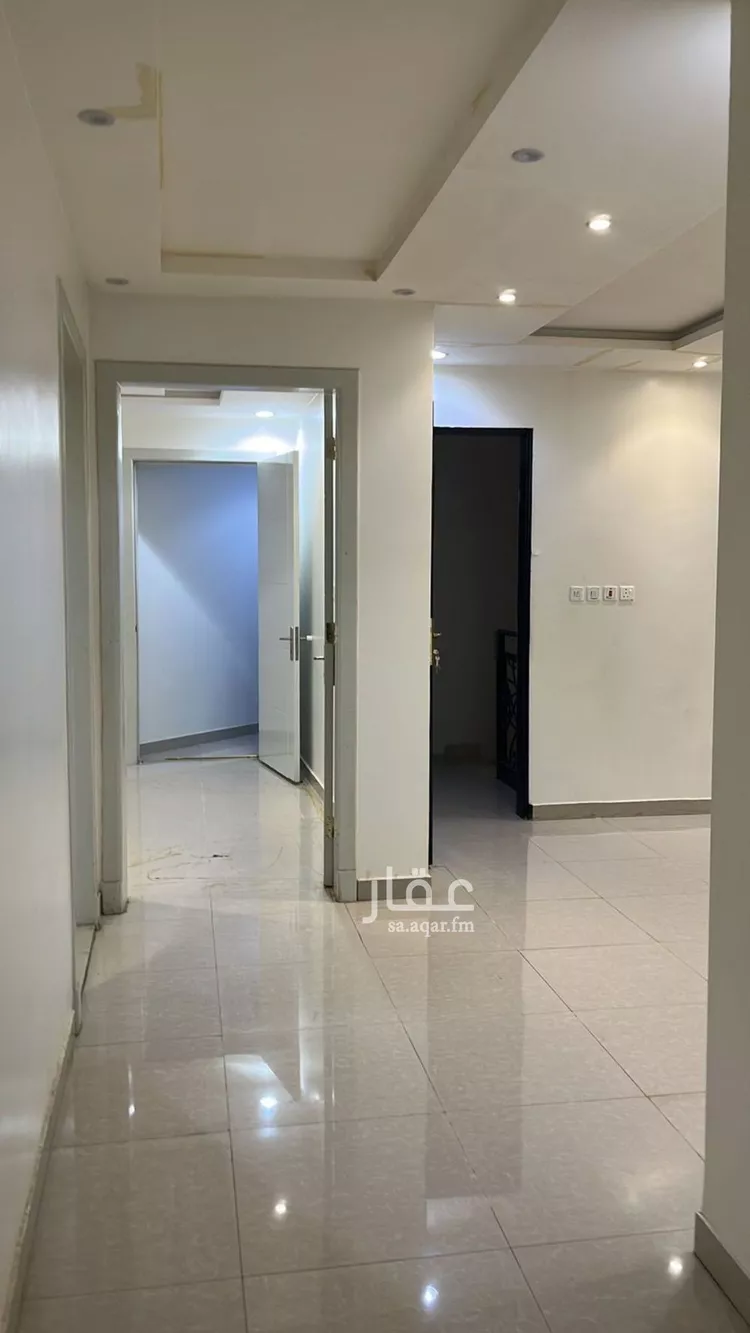 شقة للإيجار في شارع ابن سيده اللغوي, حي بدر, مدينة الرياض, منطقة الرياض 1 صورة