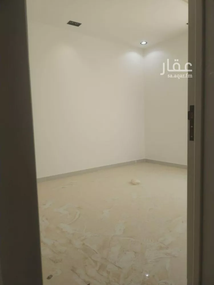 شقة للإيجار في شارع ابن سيده اللغوي, حي بدر, مدينة الرياض, منطقة الرياض صورة 4