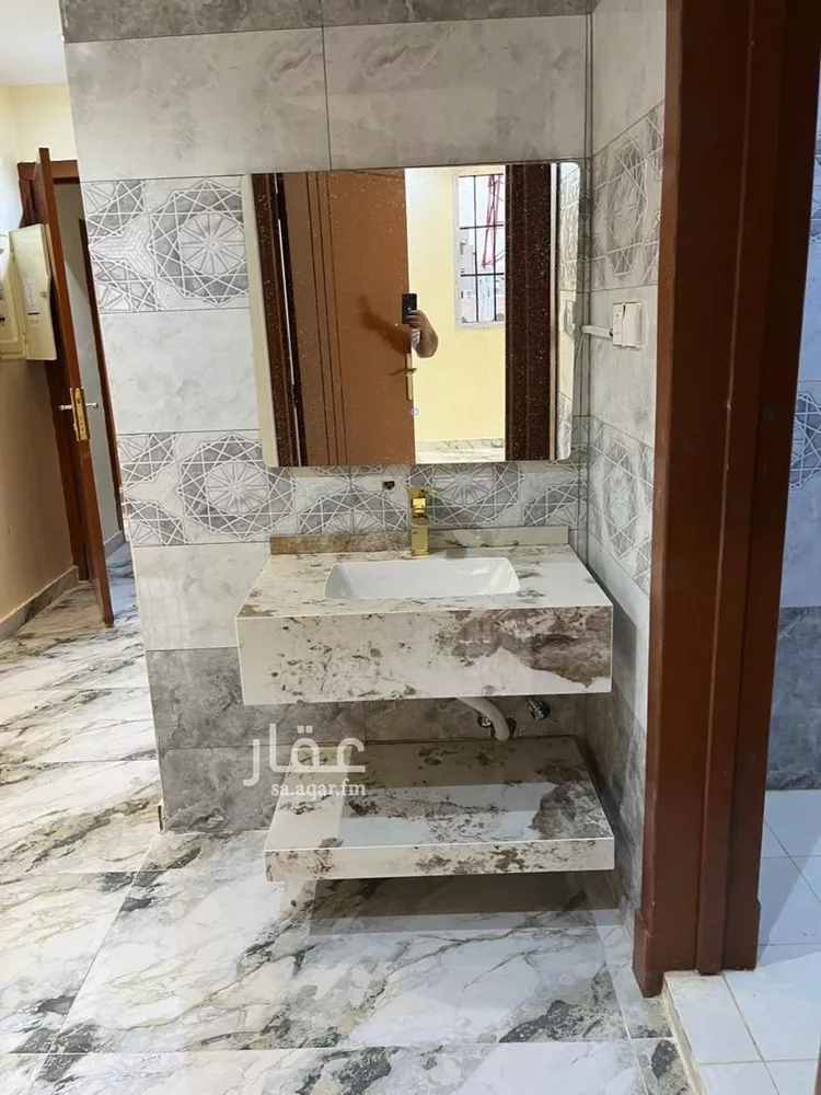 شقة للإيجار في شارع ابن زهر, حي السعادة, مدينة الرياض, منطقة الرياض صورة 5