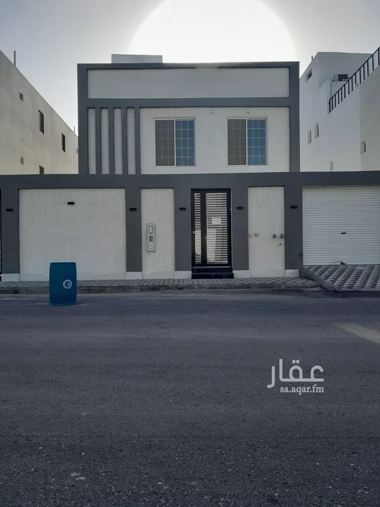 فيلا للبيع في شارع حقل الغوار, حي الصواري, مدينة الخبر, المنطقة الشرقية