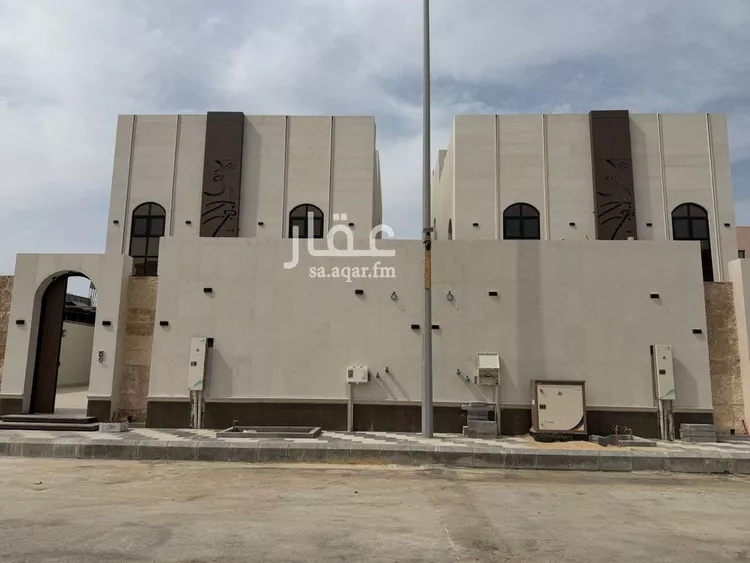 فيلا للبيع في شارع 30هـ, حي الصواري, مدينة الخبر, المنطقة الشرقية صورة 2