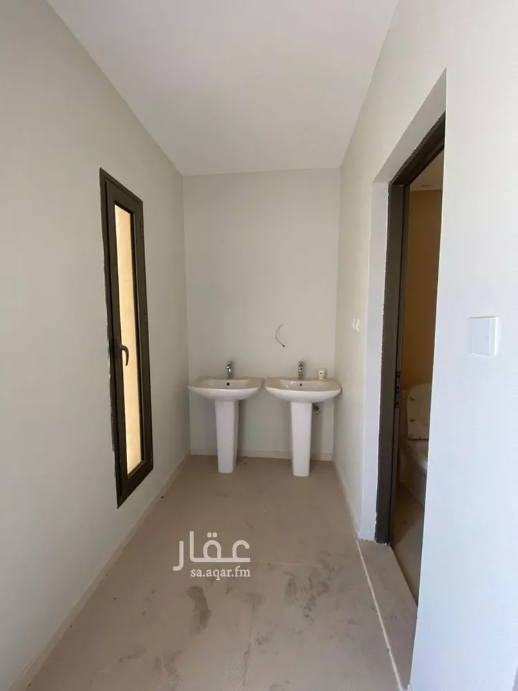 فيلا للبيع في شارع الحكمة, حي البحيرة, مدينة الخبر, المنطقة الشرقية صورة 3