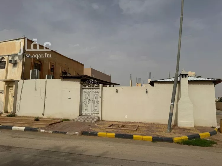 Floor for Sale in Al Hayathem Al Hayathem