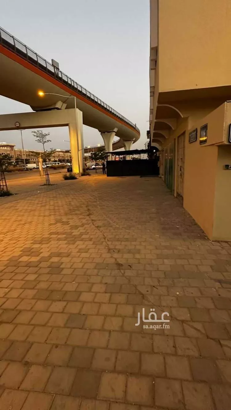 محل للإيجار في شارع محمد السنوسي, حي العريجاء الغربي, مدينة الرياض, منطقة الرياض صورة 5