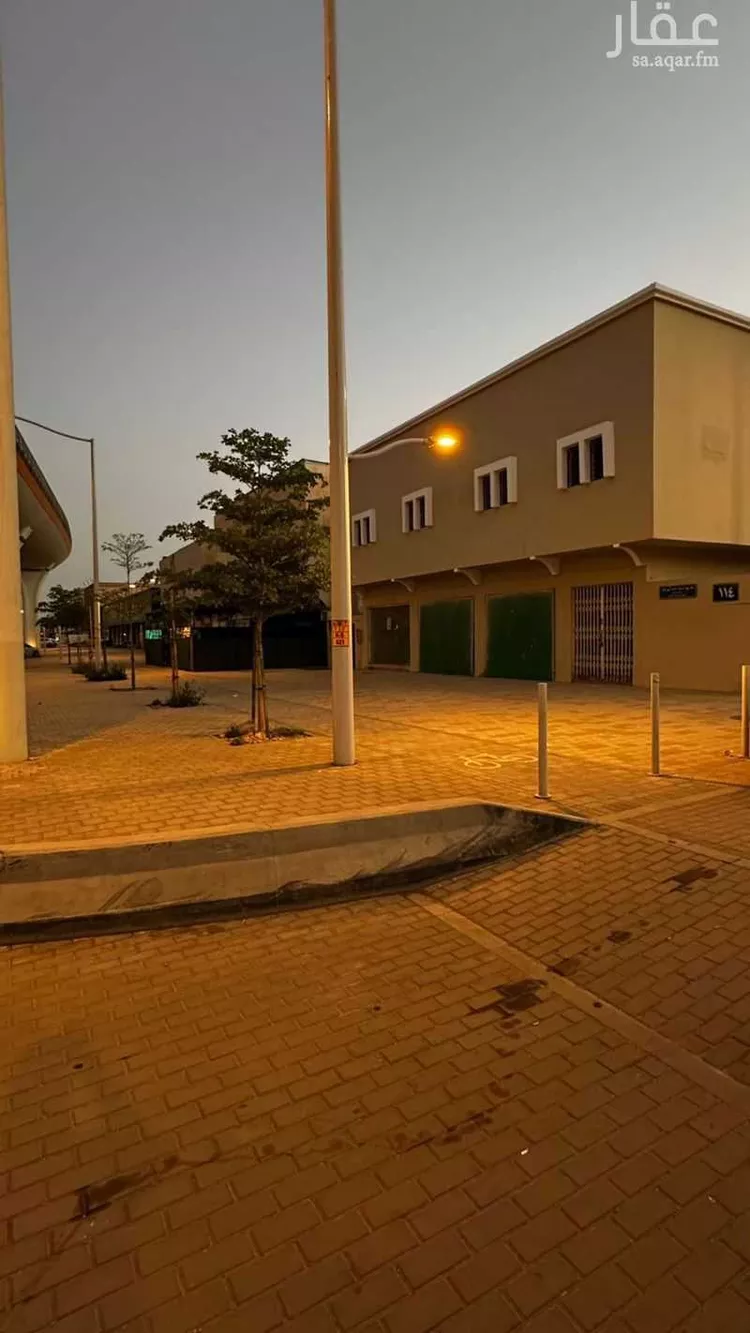 محل للإيجار في شارع محمد السنوسي, حي العريجاء الغربي, مدينة الرياض, منطقة الرياض صورة 3