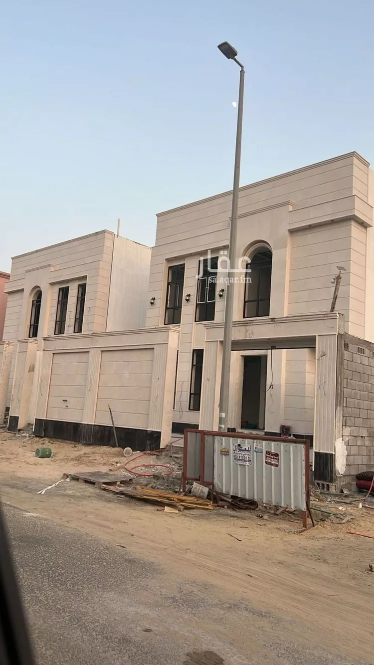 فيلا للبيع في شارع القارة, حي الصواري, مدينة الخبر, المنطقة الشرقية