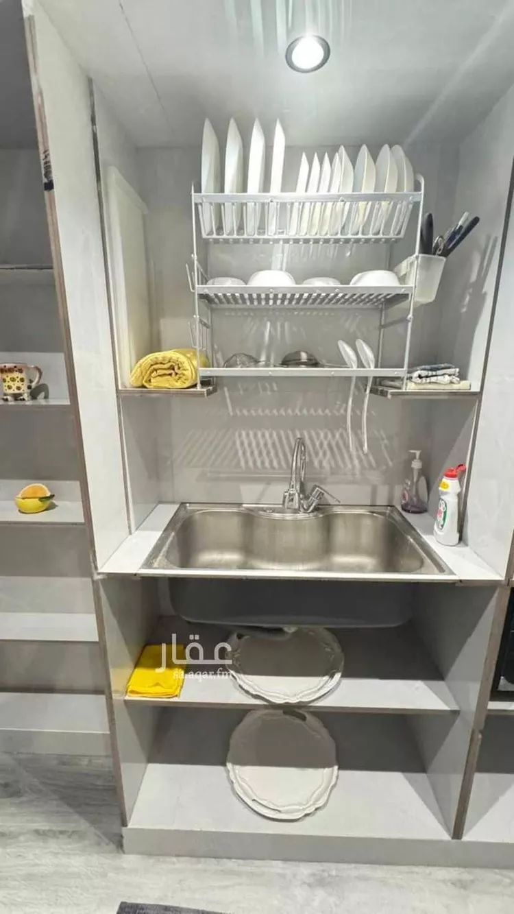 شقة للإيجار في شارع عبادي بن بشر, حي الشرفية, مدينة جدة, منطقة مكة المكرمة 11