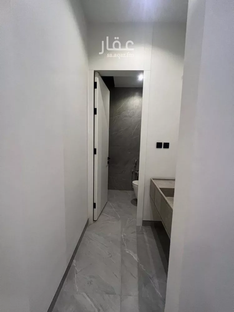 دور للبيع في شارع أبي محمد بن حمدان, حي النرجس, مدينة الرياض, منطقة الرياض 16