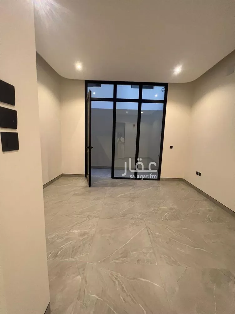 دور للبيع في شارع أبي محمد بن حمدان, حي النرجس, مدينة الرياض, منطقة الرياض 12