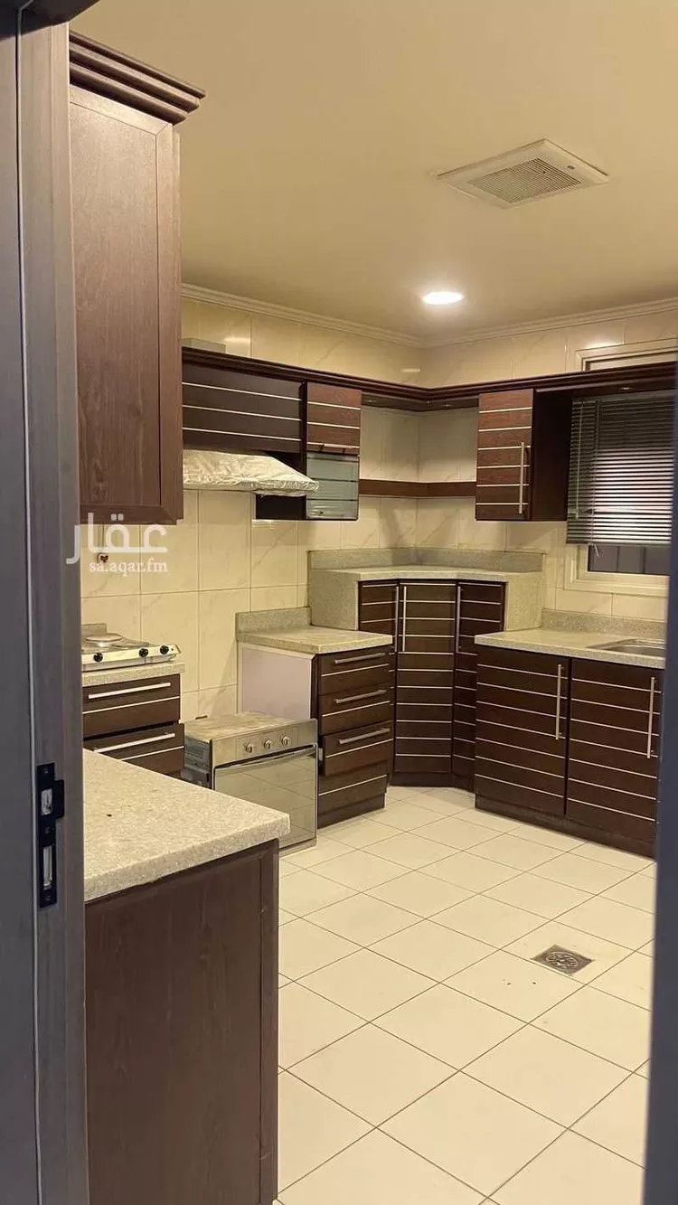 فيلا للإيجار في شارع الاسره, حي الشعلة, مدينة الدمام, المنطقة الشرقية صورة 2