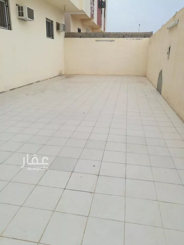 دور للبيع في شارع سفيان بن سعيد بن مسروق, حي العزيزية, مدينة المدينة المنورة, منطقة المدينة المنورة صورة 2