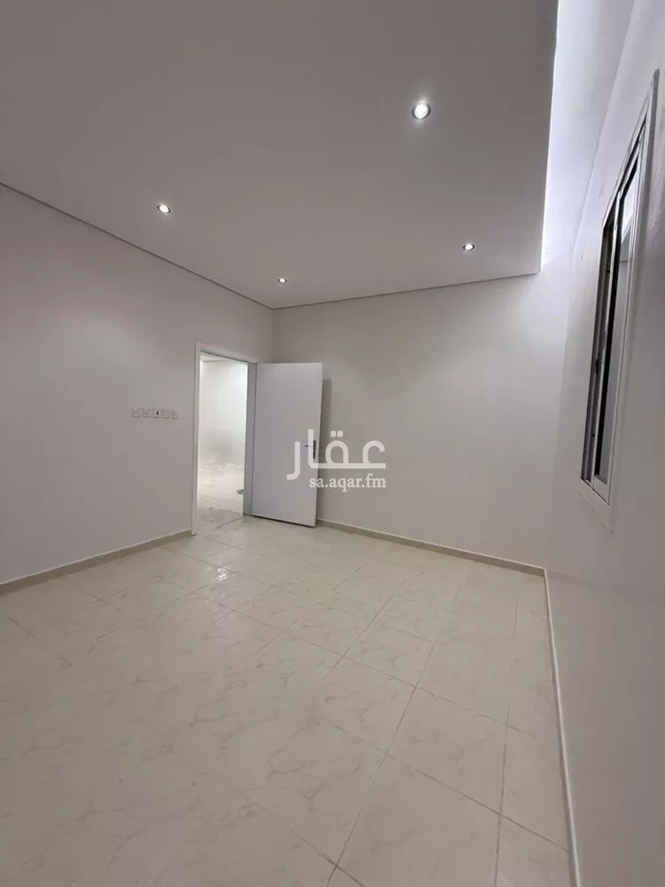 شقة للإيجار في شارع ابن رشيق, حي الملك فيصل, مدينة الرياض, منطقة الرياض صورة 3